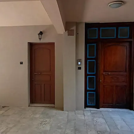 The Two Arches Apartment