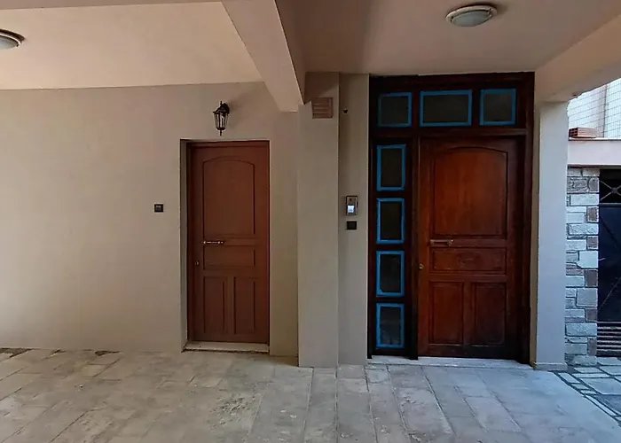 The Two Arches Apartment