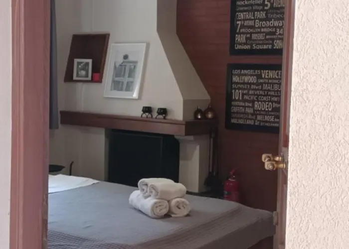 The Two Arches * Volos